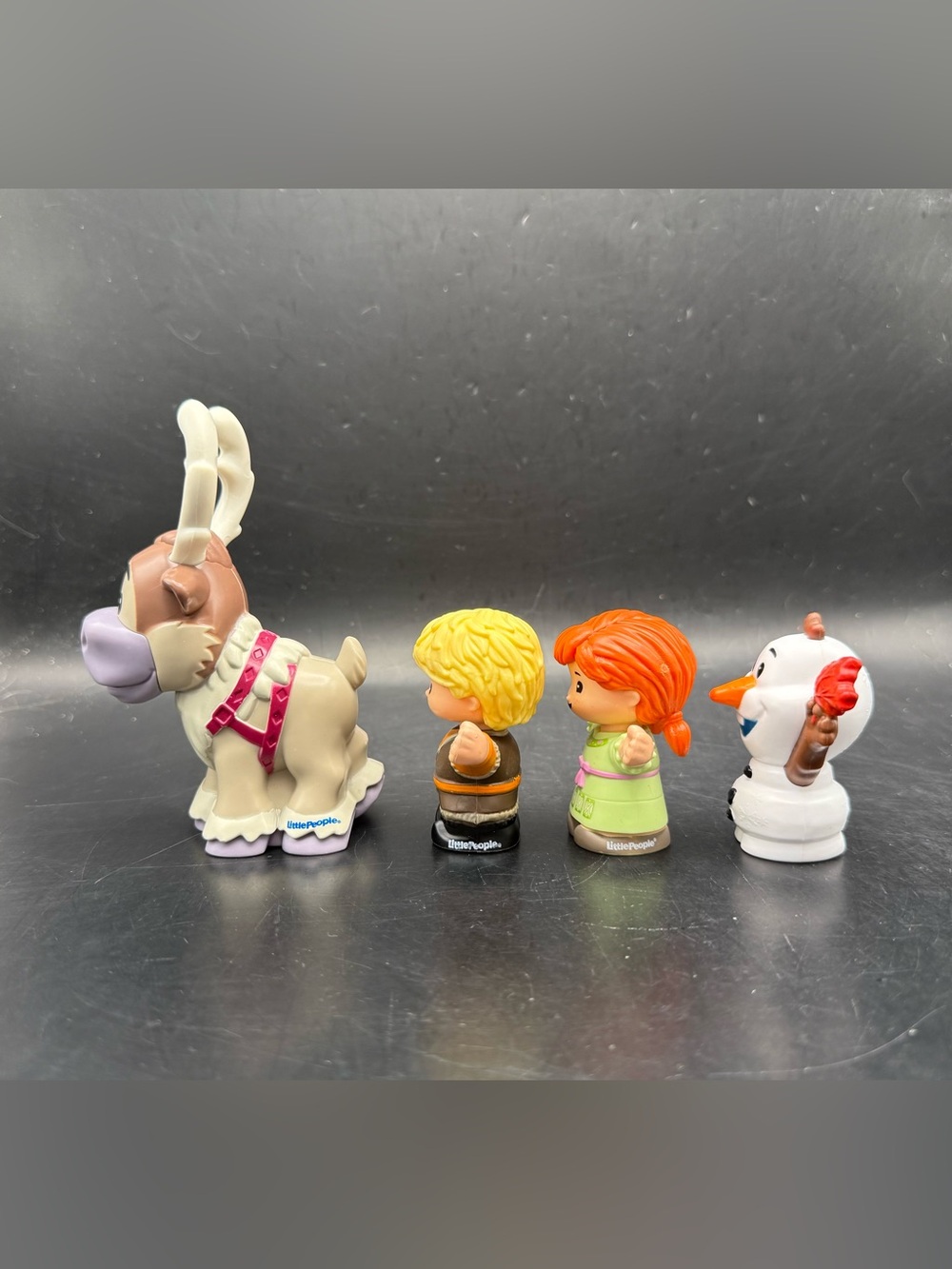 Fisher Price Little People Disney Frozen Kristoff's Light up Sleigh w/4 Figures - Picture 14 of 16